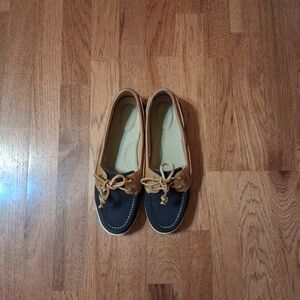 SPERRY Women's Two-Tone Boat Shoes